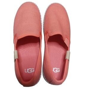 Ugg size 6 shoes